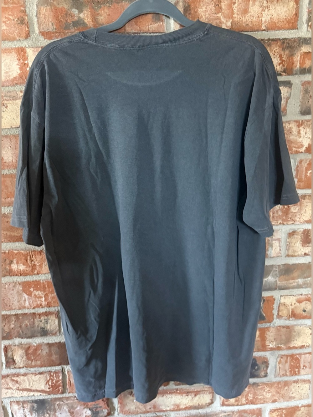 Comfort Colors Gray Short Sleeve Tee with Leopard Star Applique - Picture 3 of 6